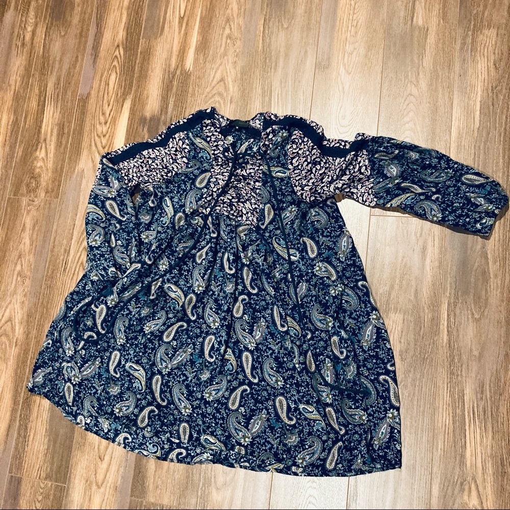 Bellsleeve Dress